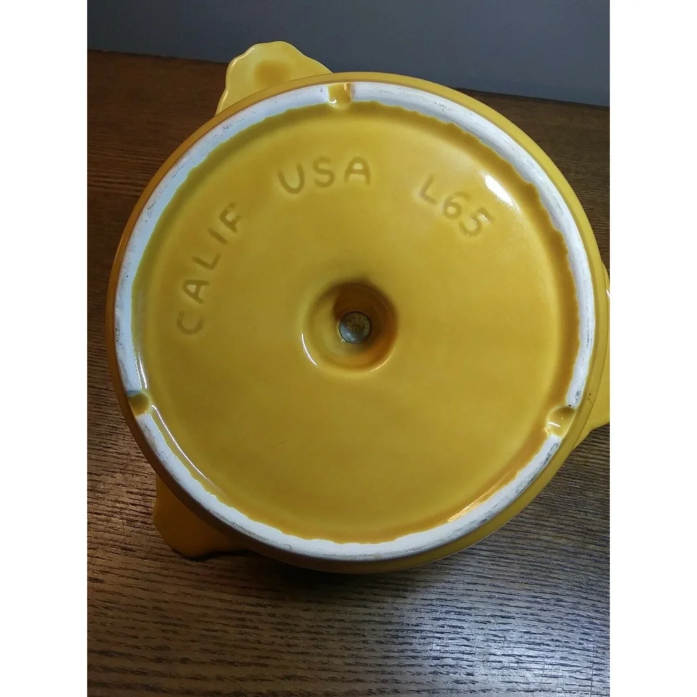 California Pottery USA VTG Gold Yellow Divided Condiment Nut Dish 7.75x2 Gift